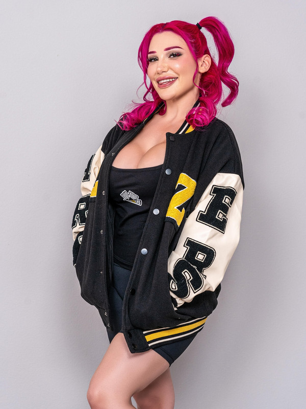 Popping Out Of Her Cropped Top (2025) Brazzersexxtra English Short Film 1Filmy4wap